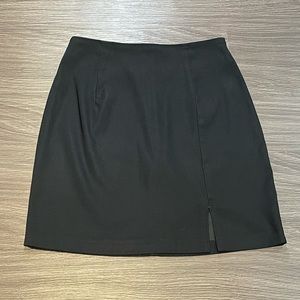 Black Slit Mini Skirt Half Zipper Back